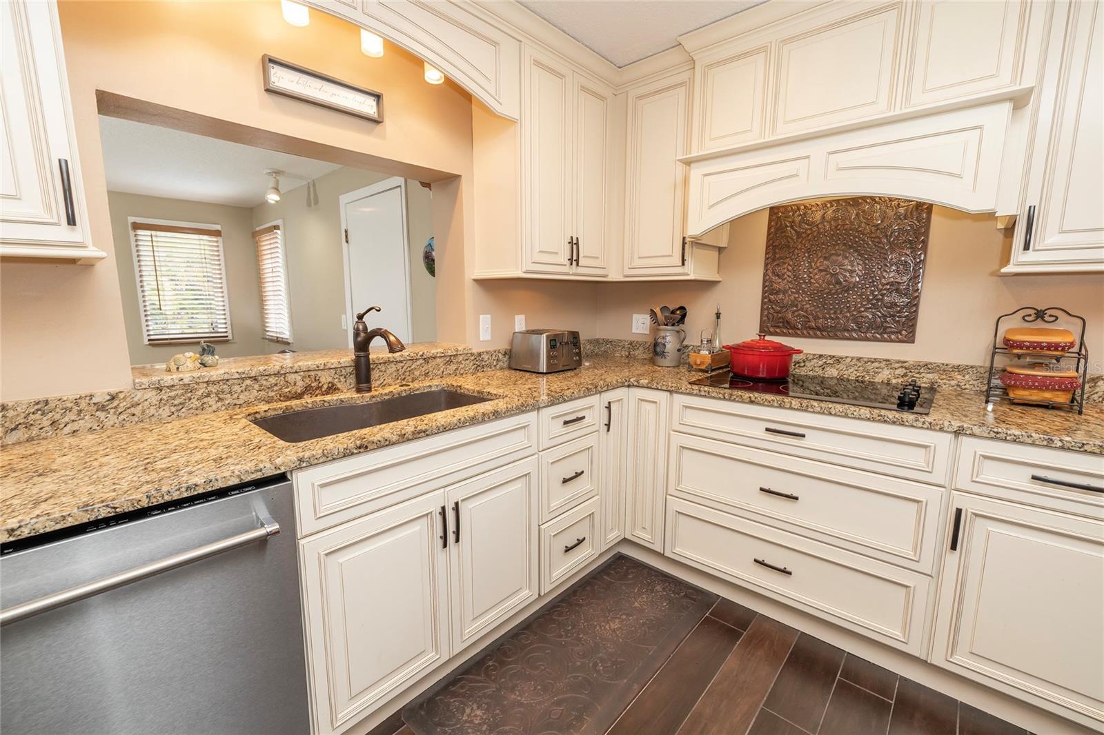 Image 11 of 41 For 1132 Gershwin Drive