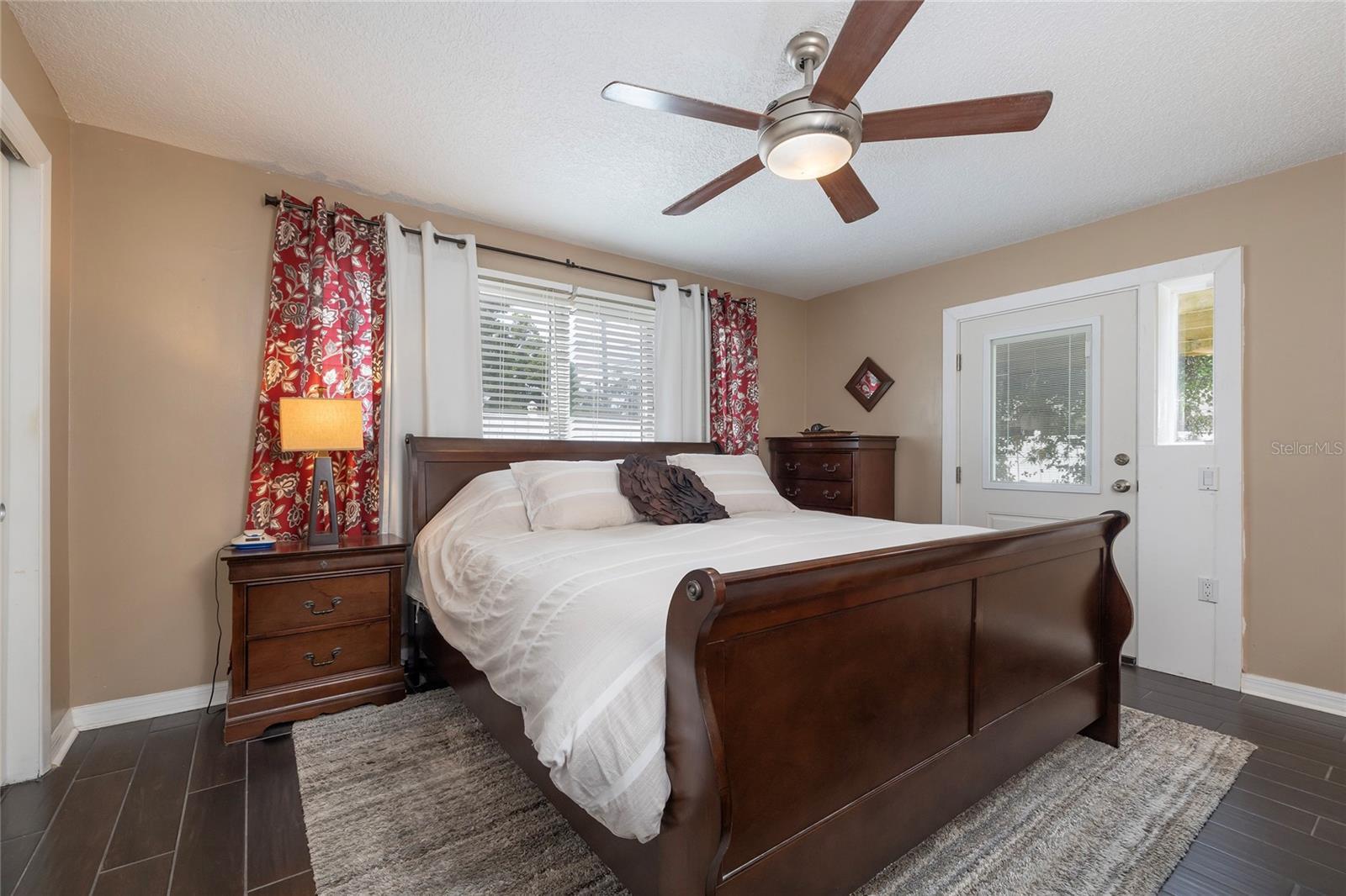 Image 17 of 41 For 1132 Gershwin Drive