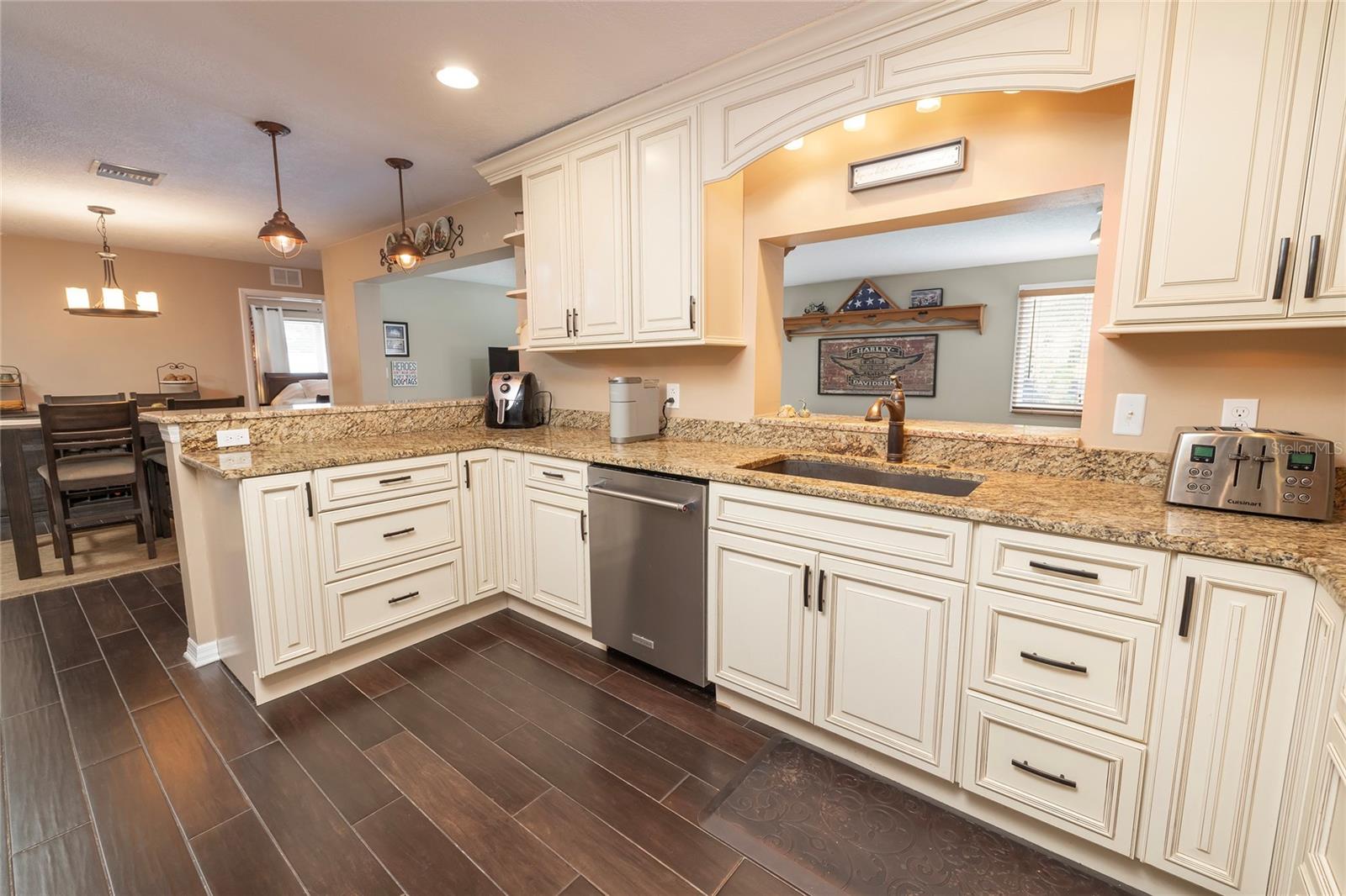 Image 9 of 41 For 1132 Gershwin Drive
