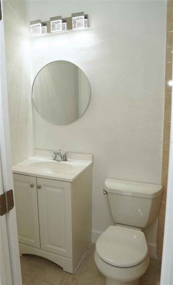 Listing photo id 15 for 6706 Clifton Street