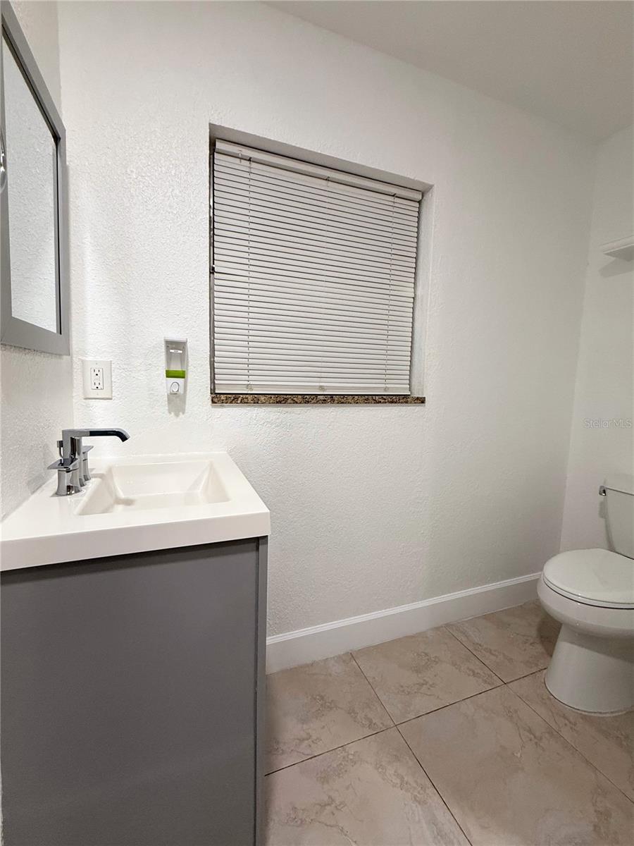 Listing photo id 19 for 6706 Clifton Street