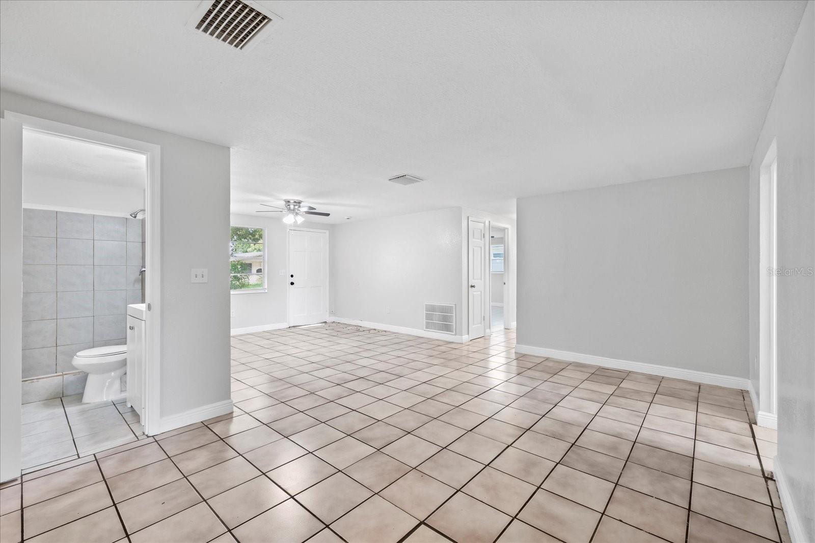 Image 16 of 31 For 3524 Hoover Drive