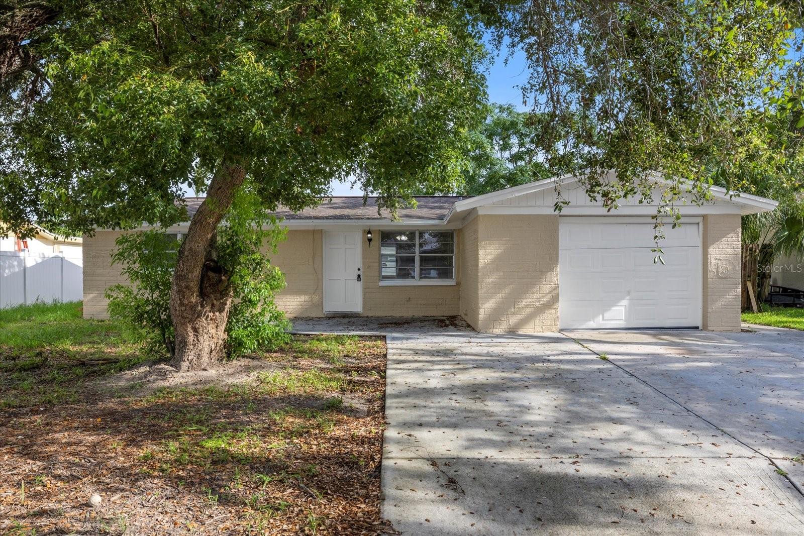 Image 25 of 31 For 3524 Hoover Drive