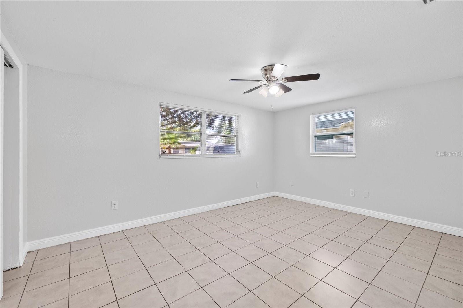 Image 4 of 31 For 3524 Hoover Drive