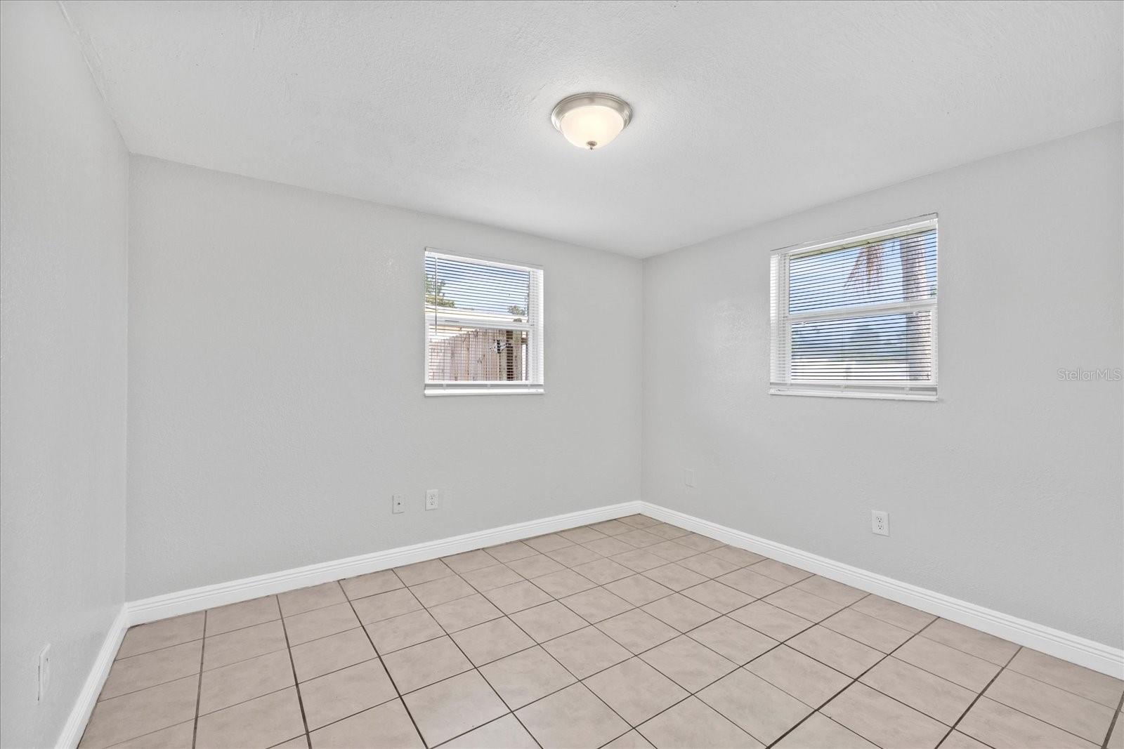 Image 8 of 31 For 3524 Hoover Drive