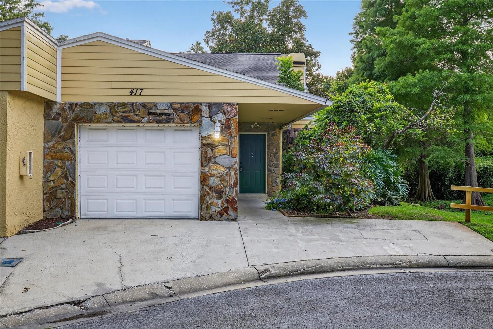 Details for 417 Somerset Lane, PALM HARBOR, FL 34684