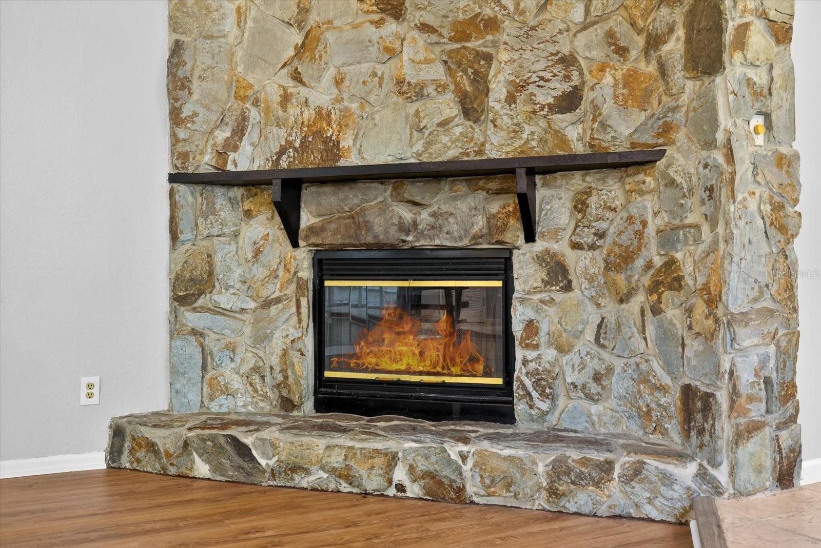 Image 16 of 43 For 417 Somerset Lane