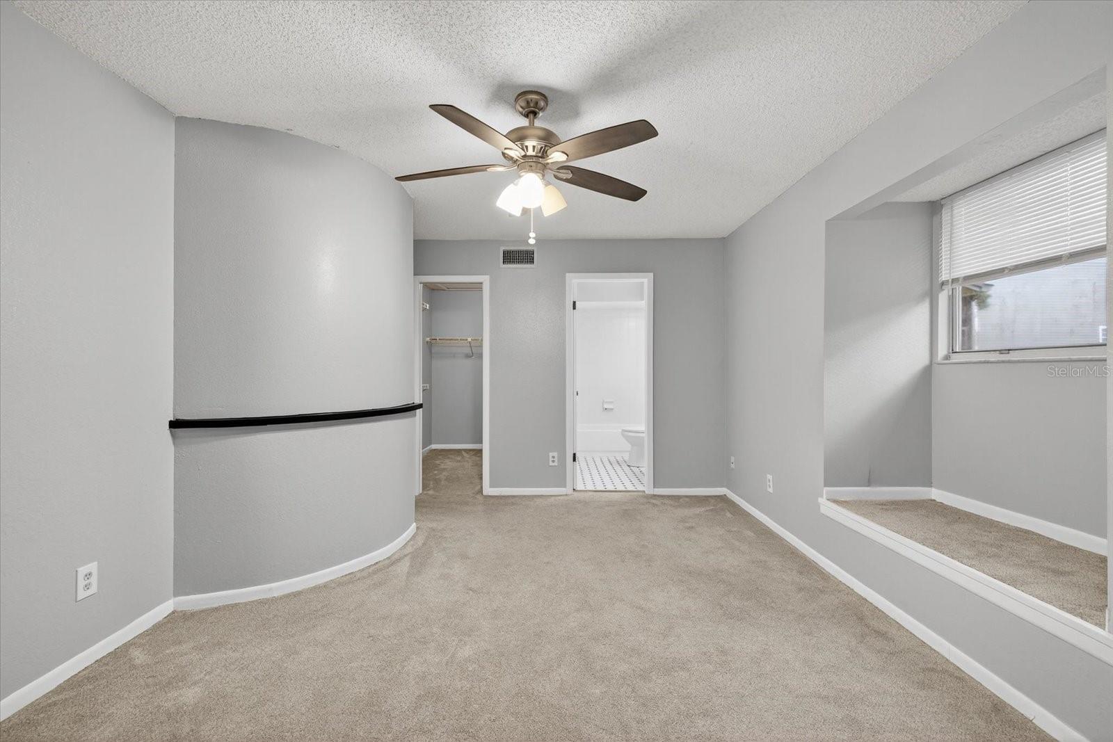 Image 6 of 43 For 417 Somerset Lane