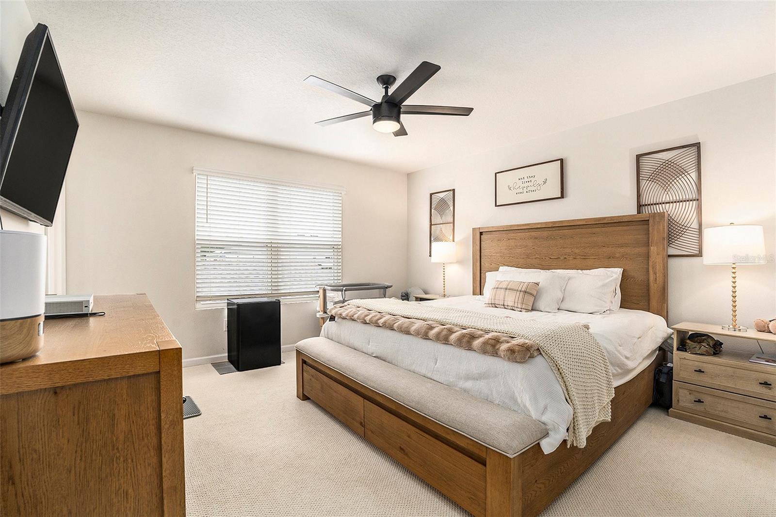 Listing photo id 15 for 14925 Promenade Parkway