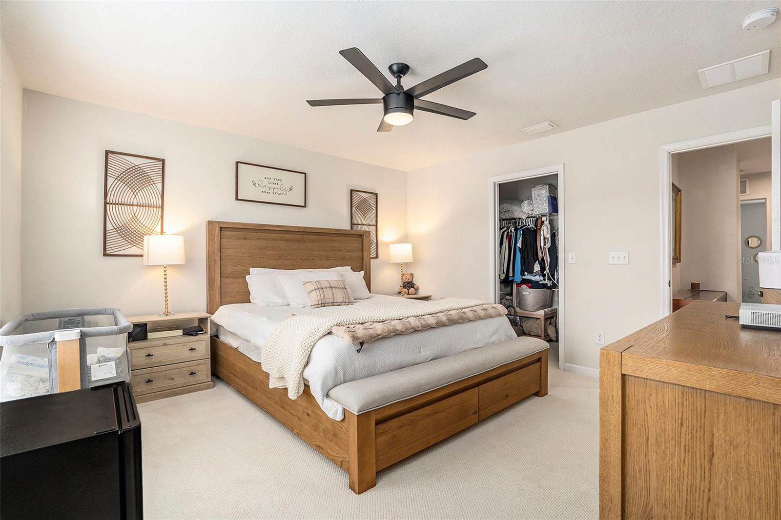 Listing photo id 16 for 14925 Promenade Parkway