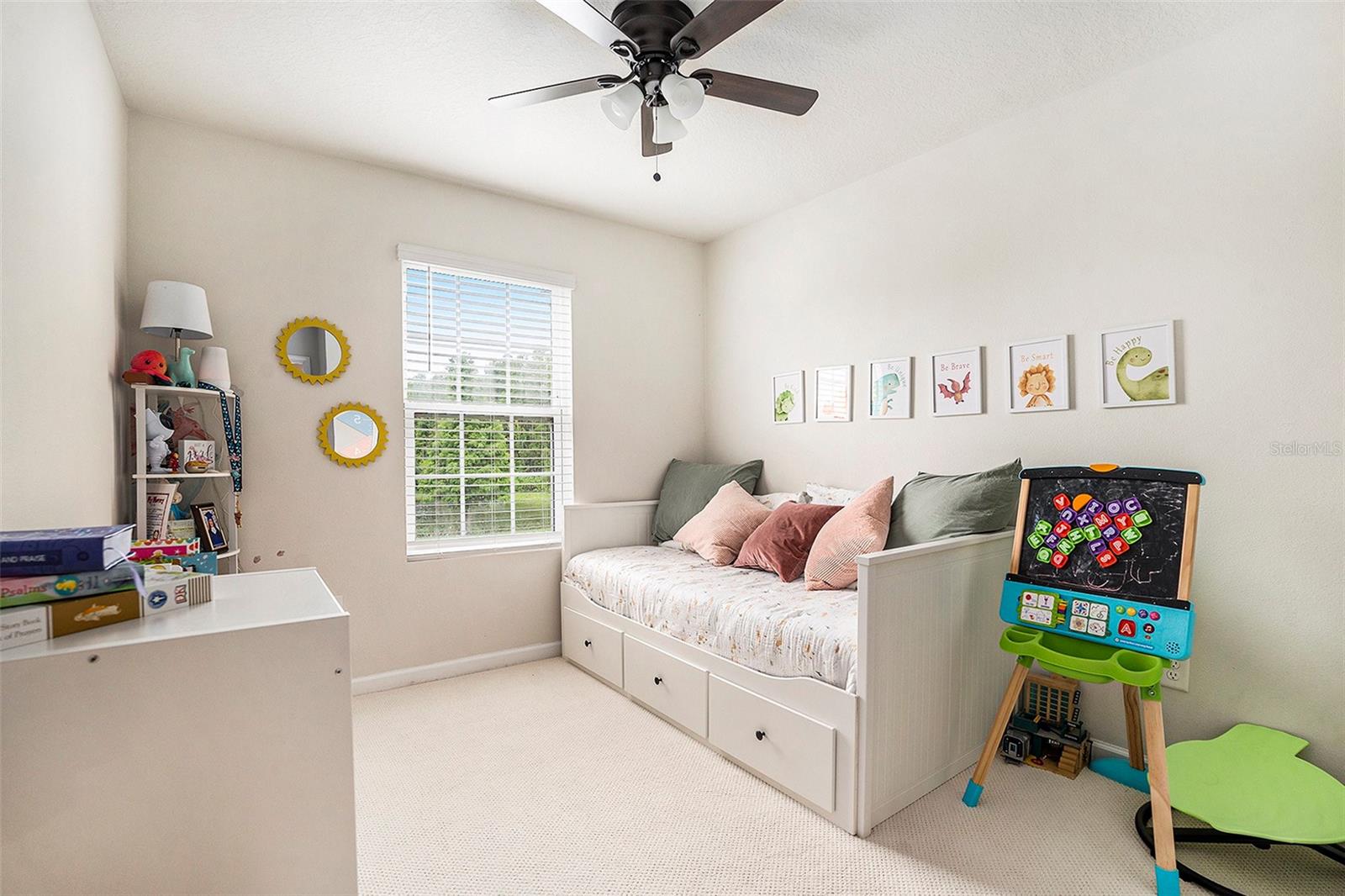 Listing photo id 20 for 14925 Promenade Parkway