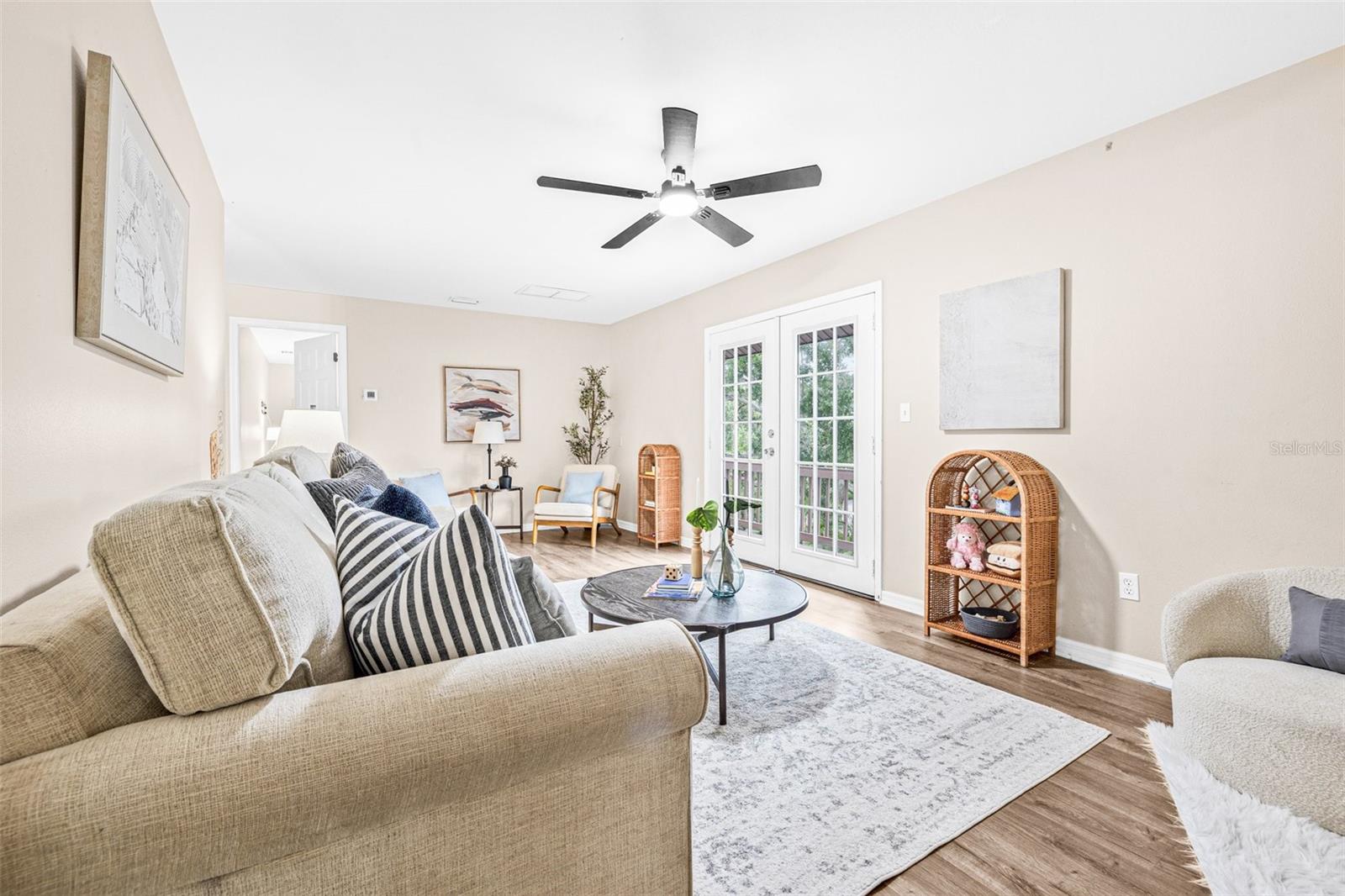 Image 40 of 81 For 106 22nd Avenue Se