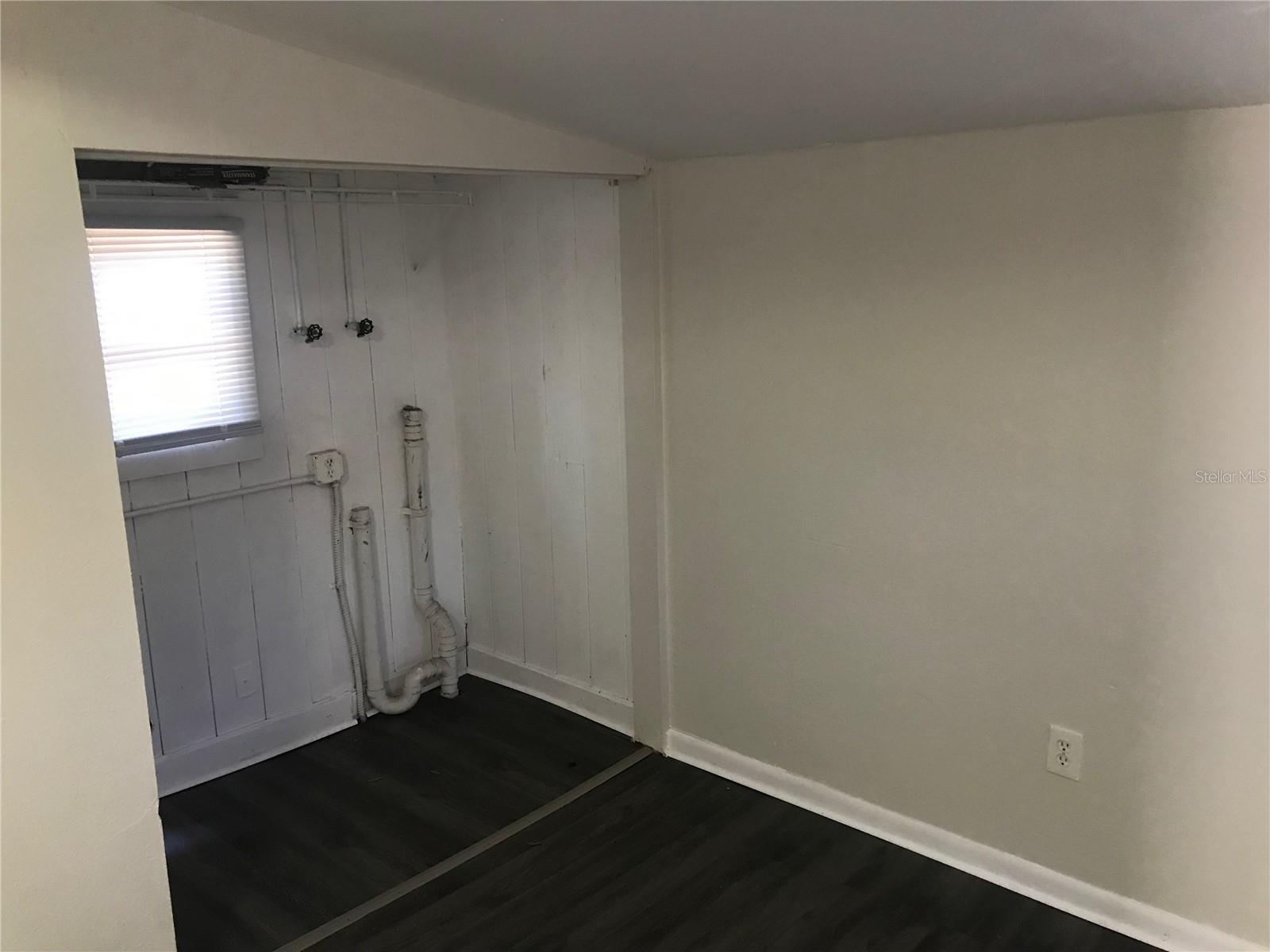 Image 11 of 19 For 2035 14th Street S