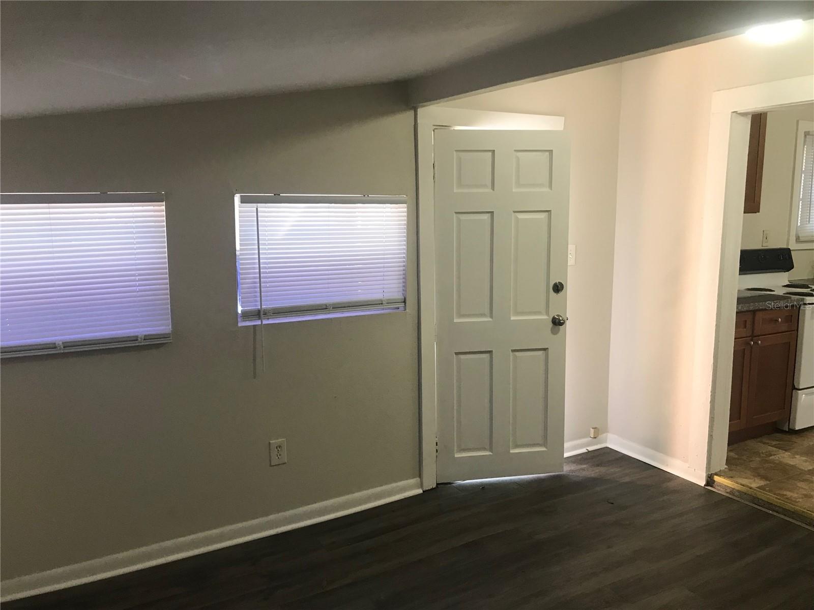 Image 4 of 19 For 2035 14th Street S