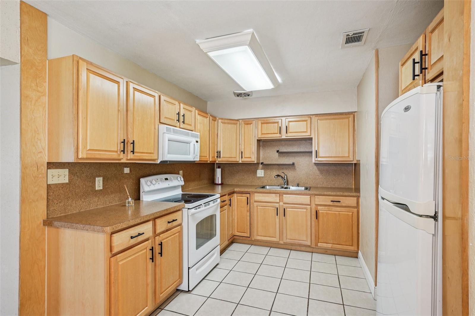 Image 16 of 41 For 5825 81st Avenue N