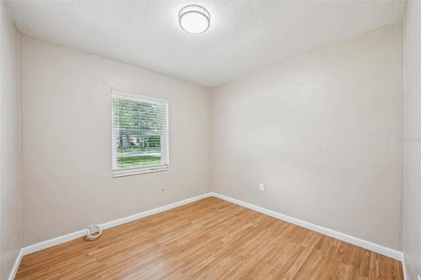 Image 21 of 41 For 5825 81st Avenue N