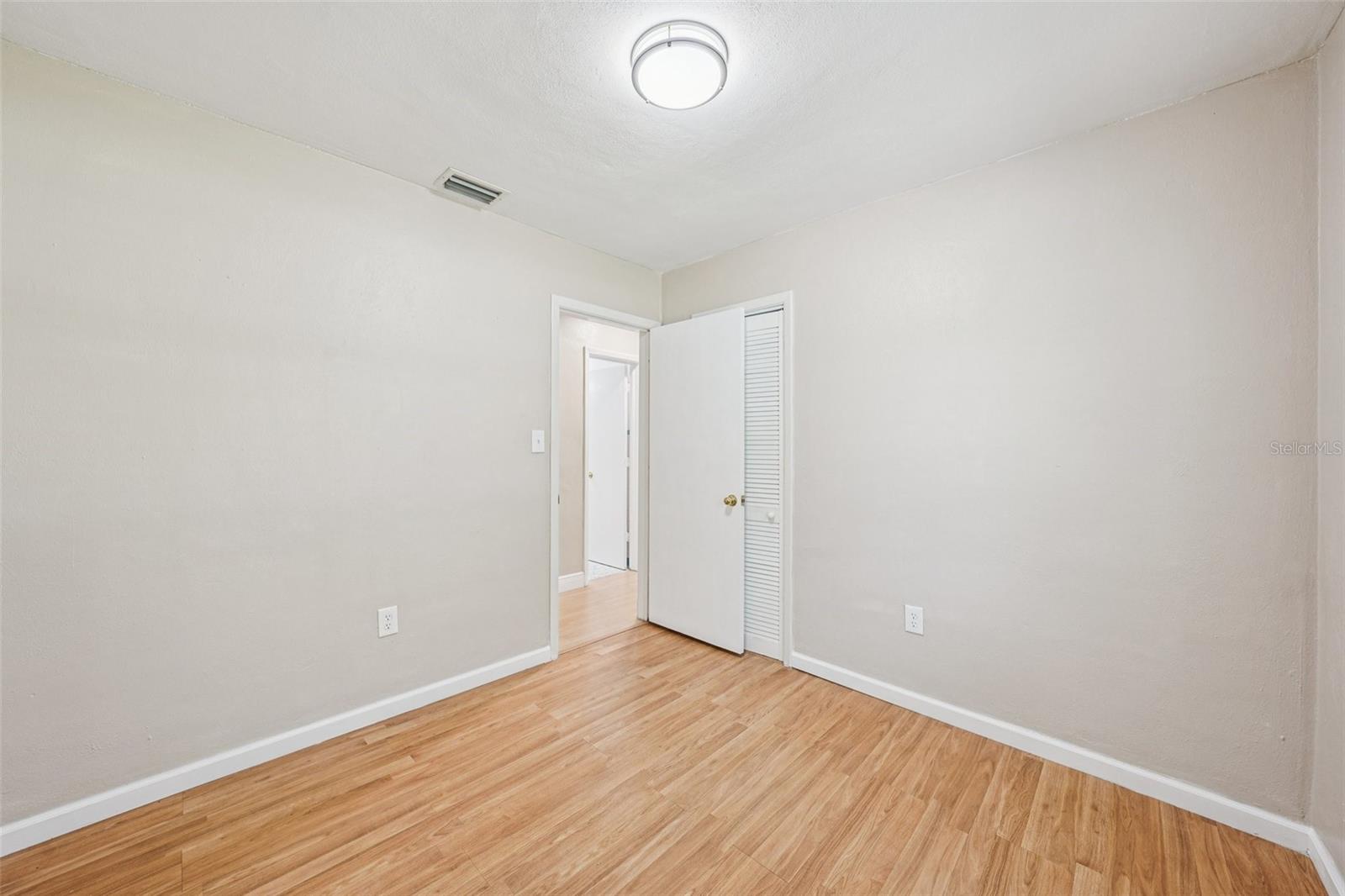 Image 22 of 41 For 5825 81st Avenue N