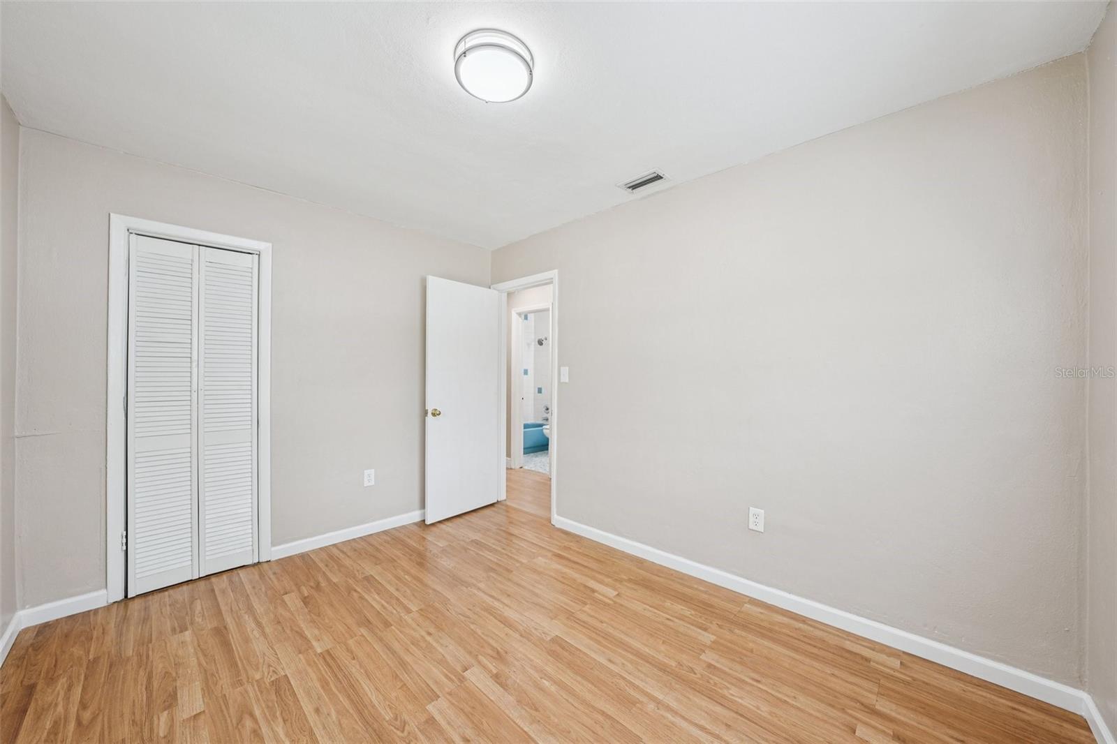 Image 24 of 41 For 5825 81st Avenue N