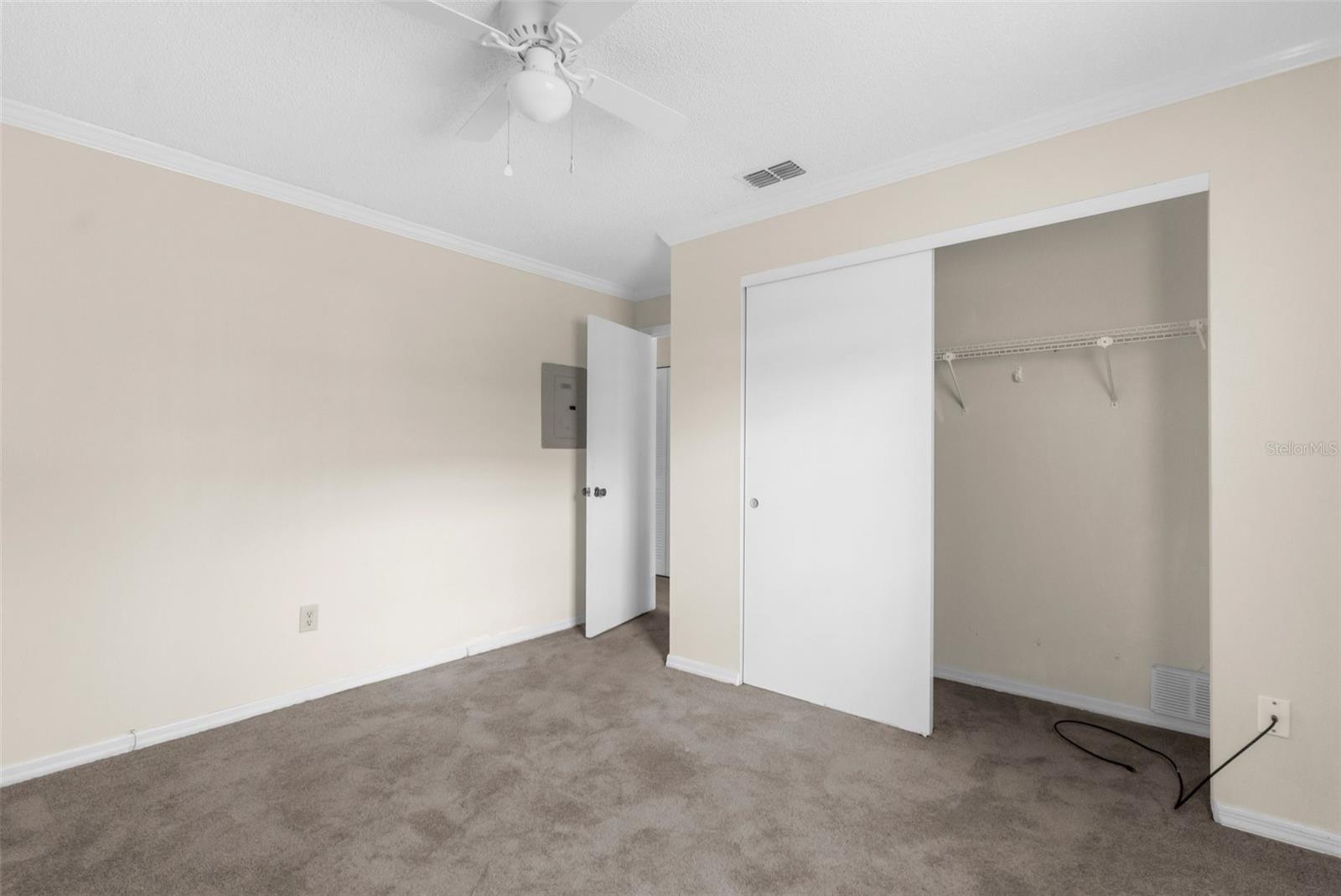 Image 20 of 25 For 6635 Timbercove Lane