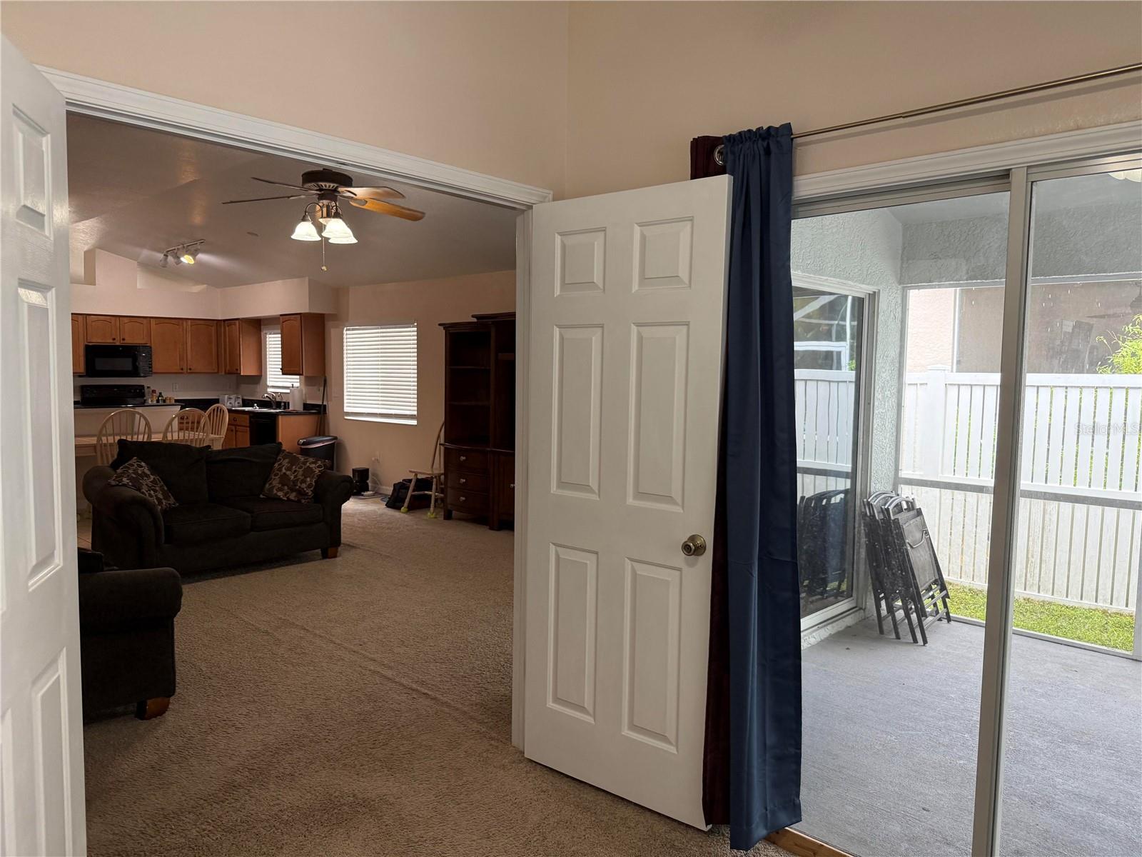 Listing photo id 10 for 4835 Barchetta Drive
