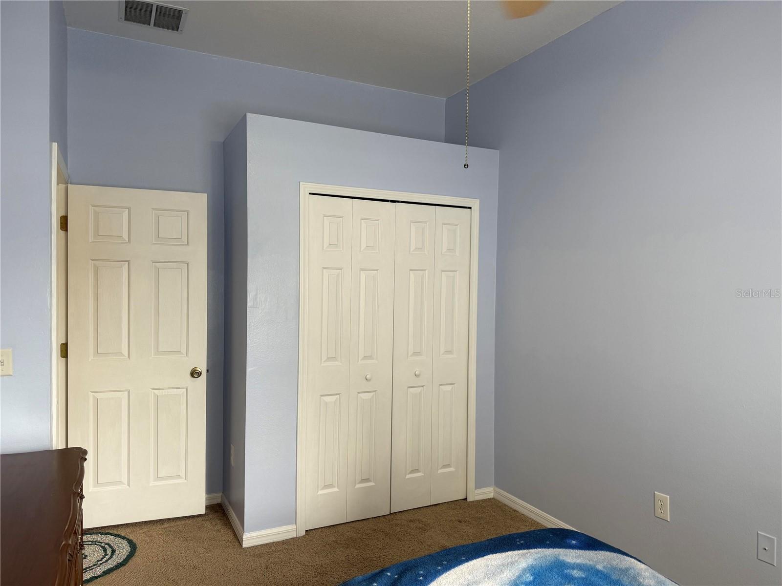 Listing photo id 17 for 4835 Barchetta Drive