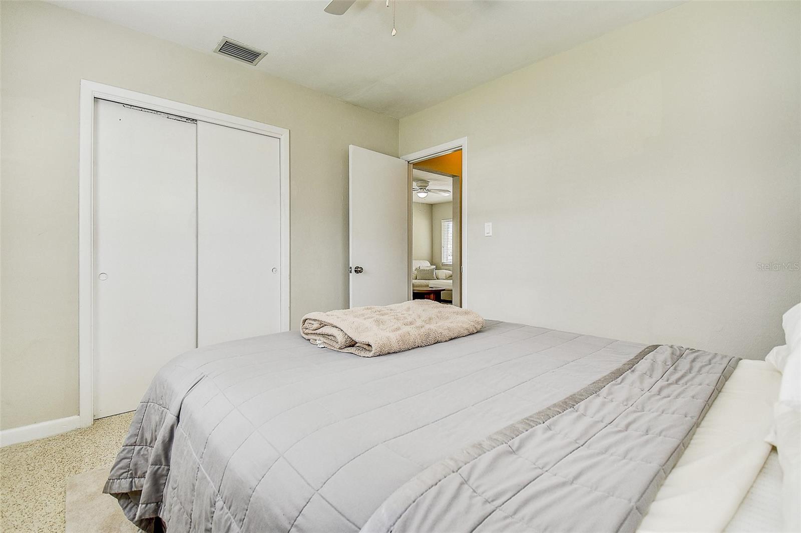 Image 22 of 28 For 1600 11th Street