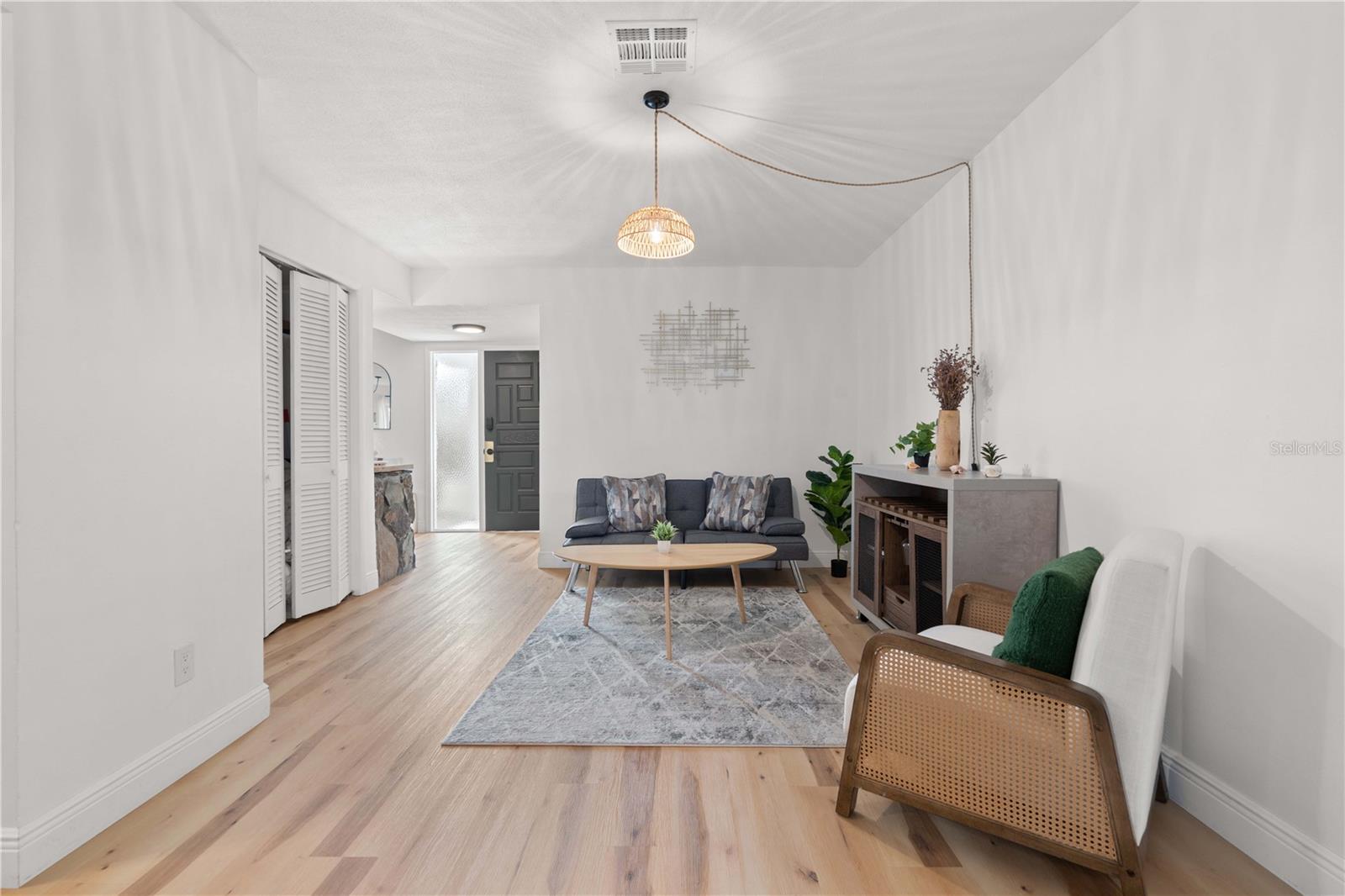 Image 12 of 47 For 1720 Patlin Circle N