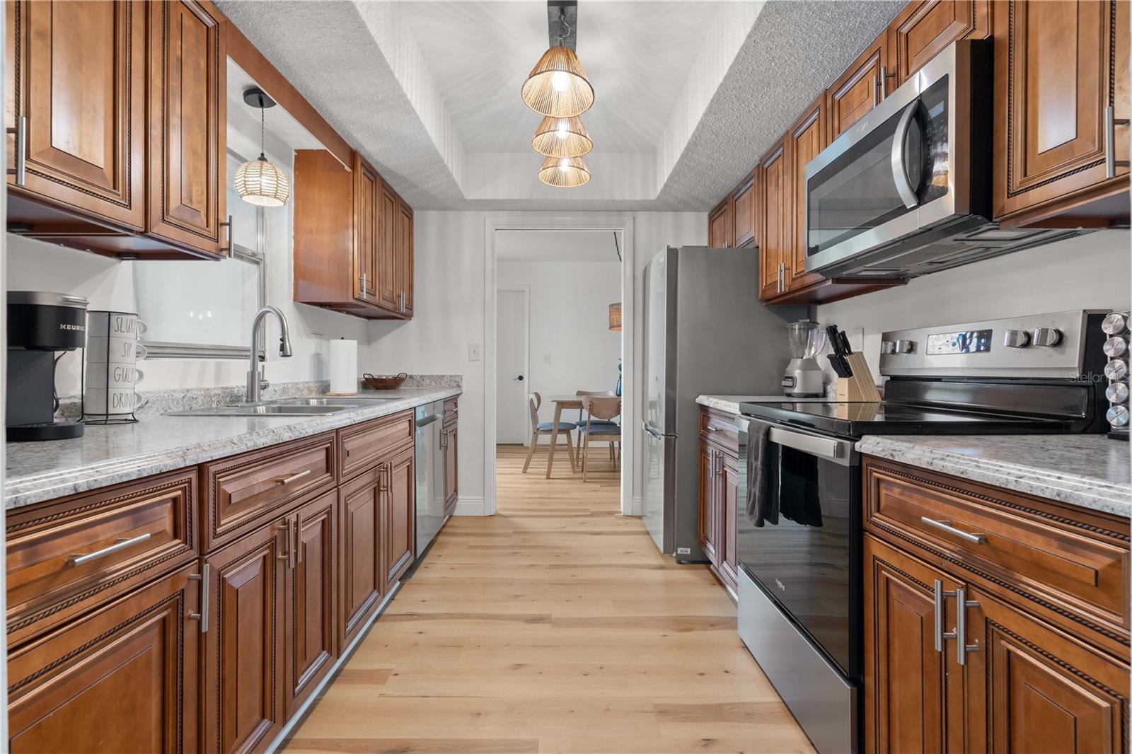 Image 14 of 47 For 1720 Patlin Circle N