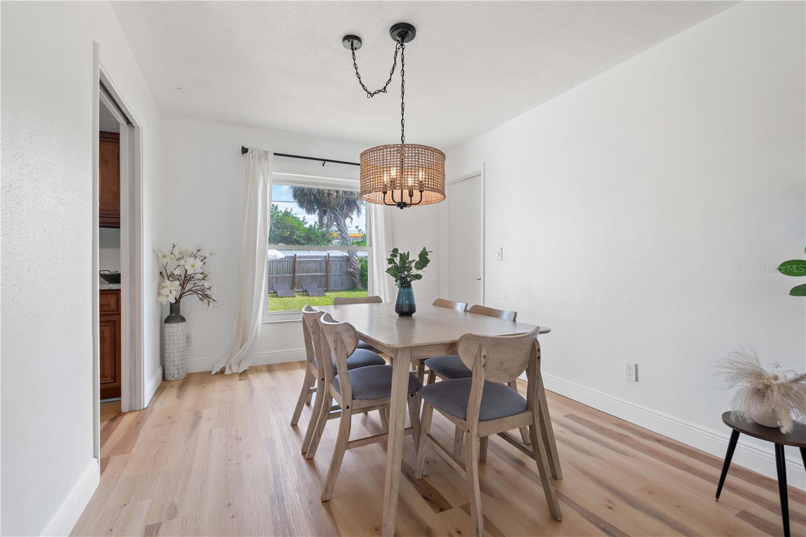 Image 20 of 47 For 1720 Patlin Circle N