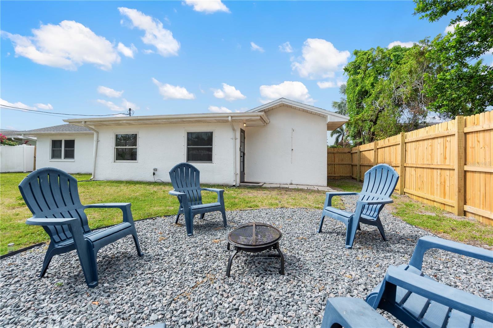 Image 34 of 47 For 1720 Patlin Circle N