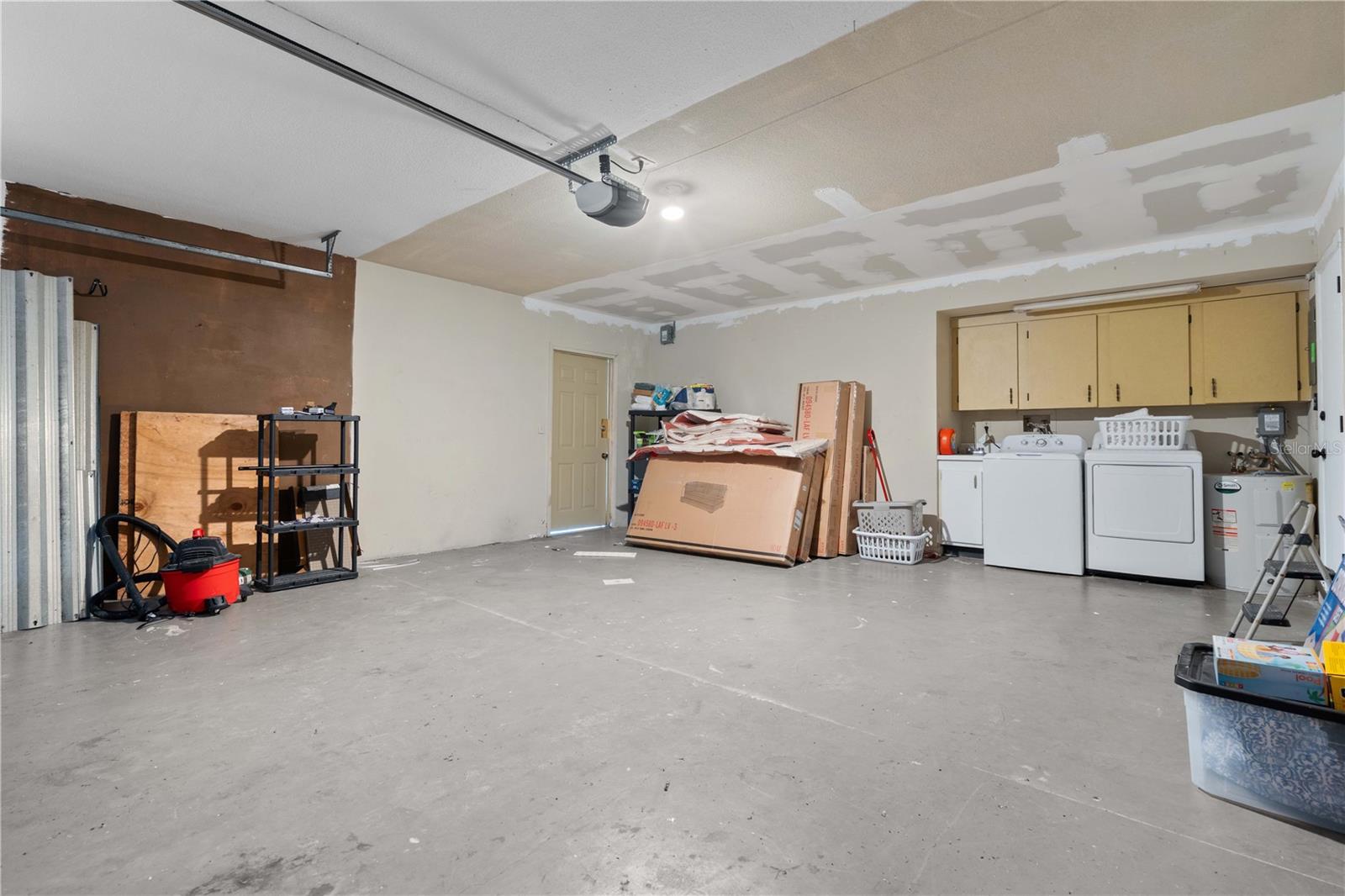 Image 36 of 47 For 1720 Patlin Circle N