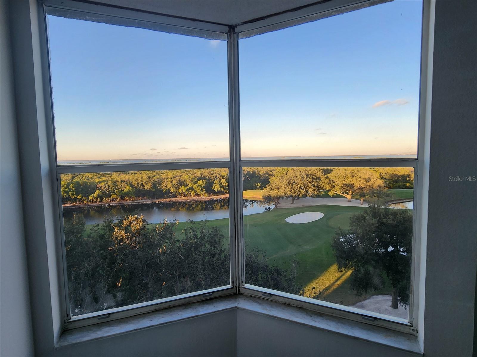 Image 24 of 24 For 2333 Feather Sound Drive A607