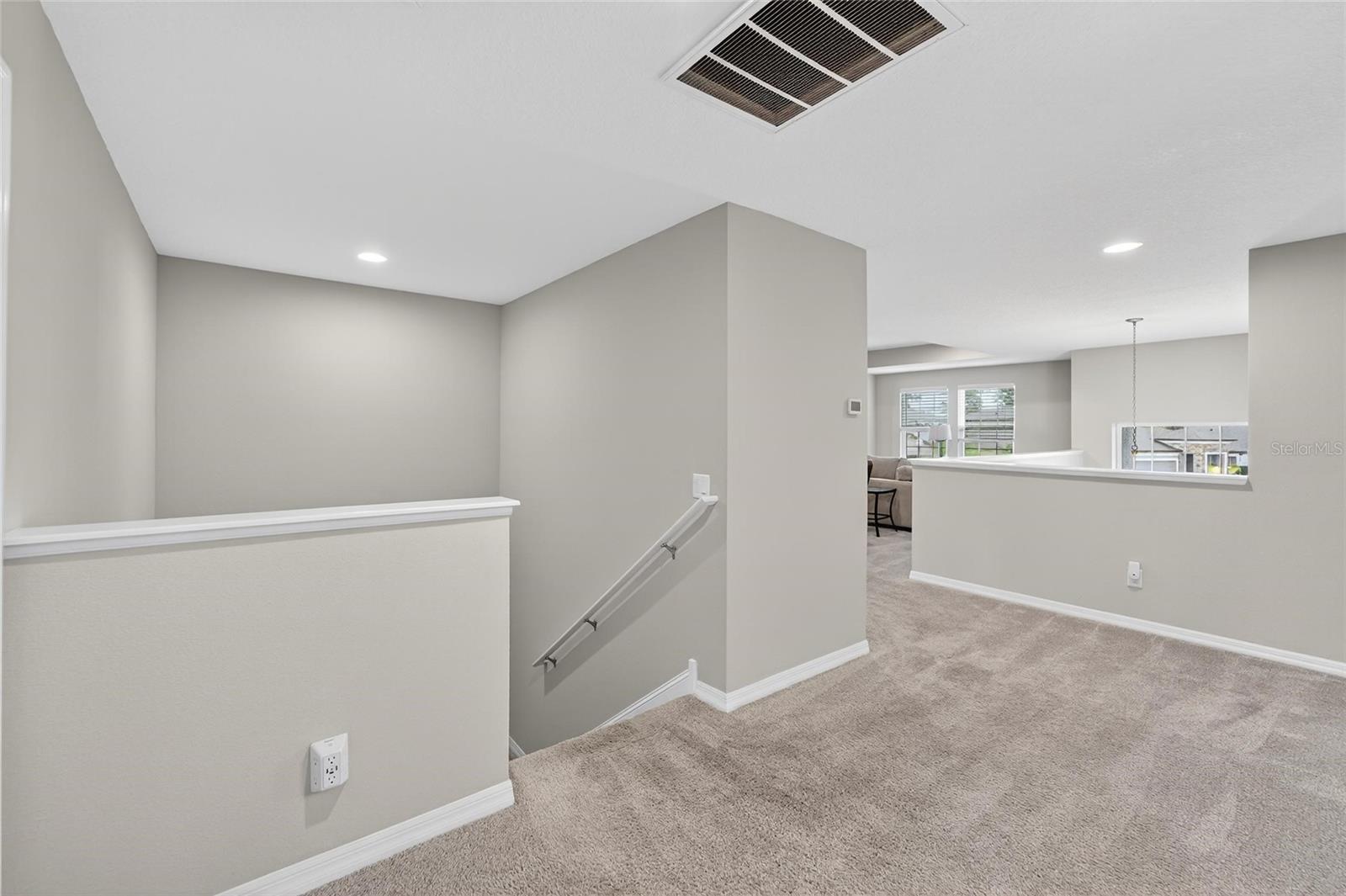 Listing photo id 26 for 1833 Cherry Walk Road