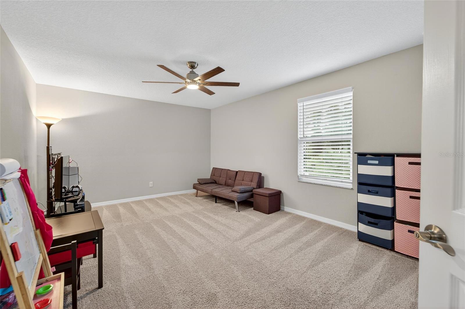 Listing photo id 37 for 1833 Cherry Walk Road
