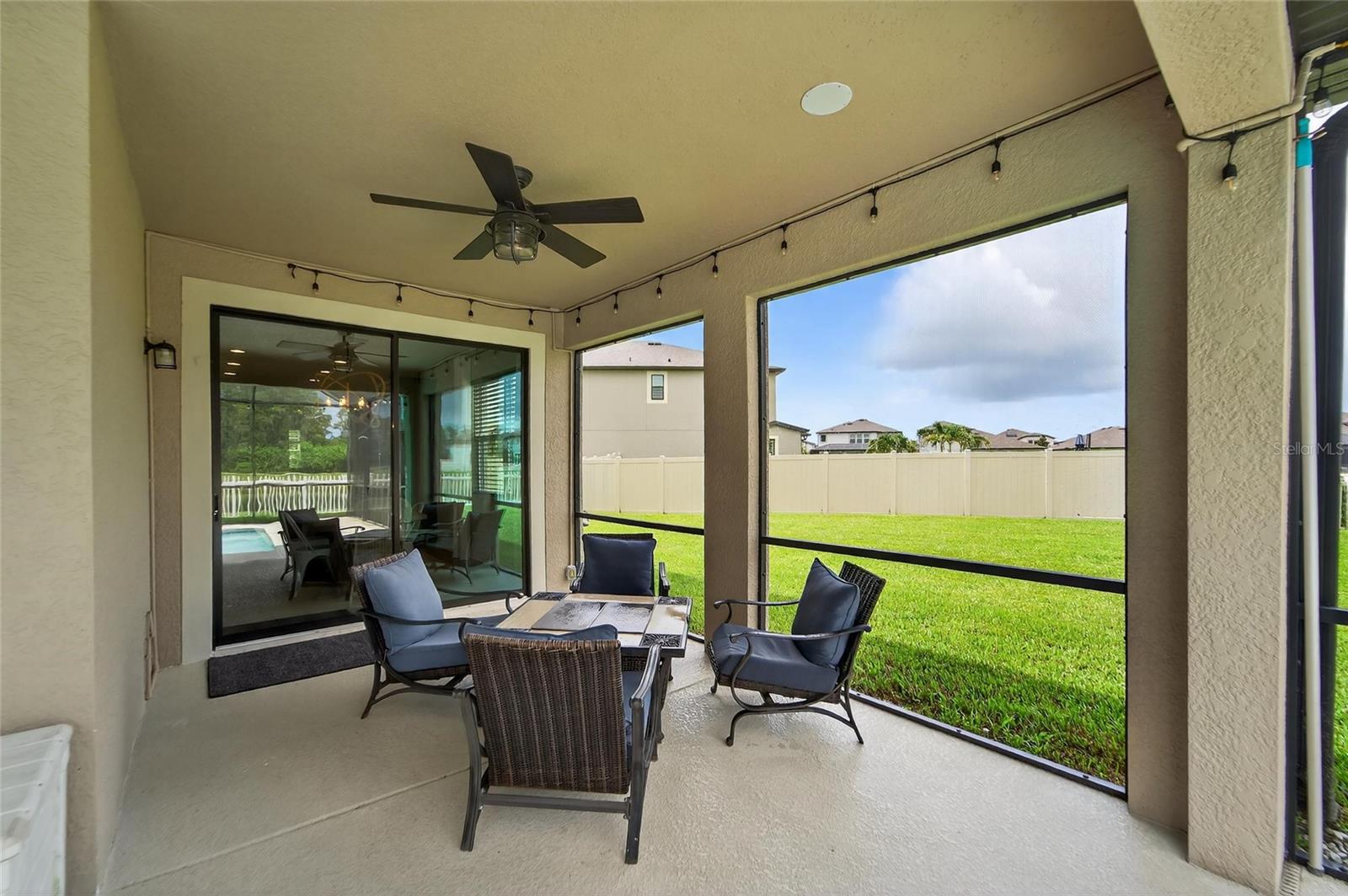 Listing photo id 47 for 1833 Cherry Walk Road