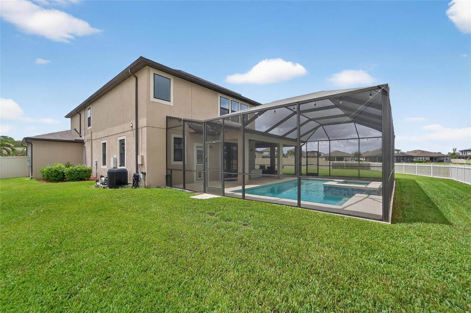 Listing photo id 49 for 1833 Cherry Walk Road