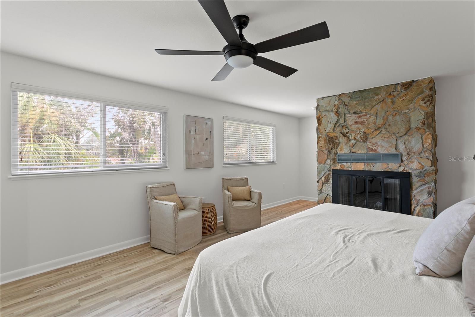 Image 41 of 53 For 221 42nd Avenue