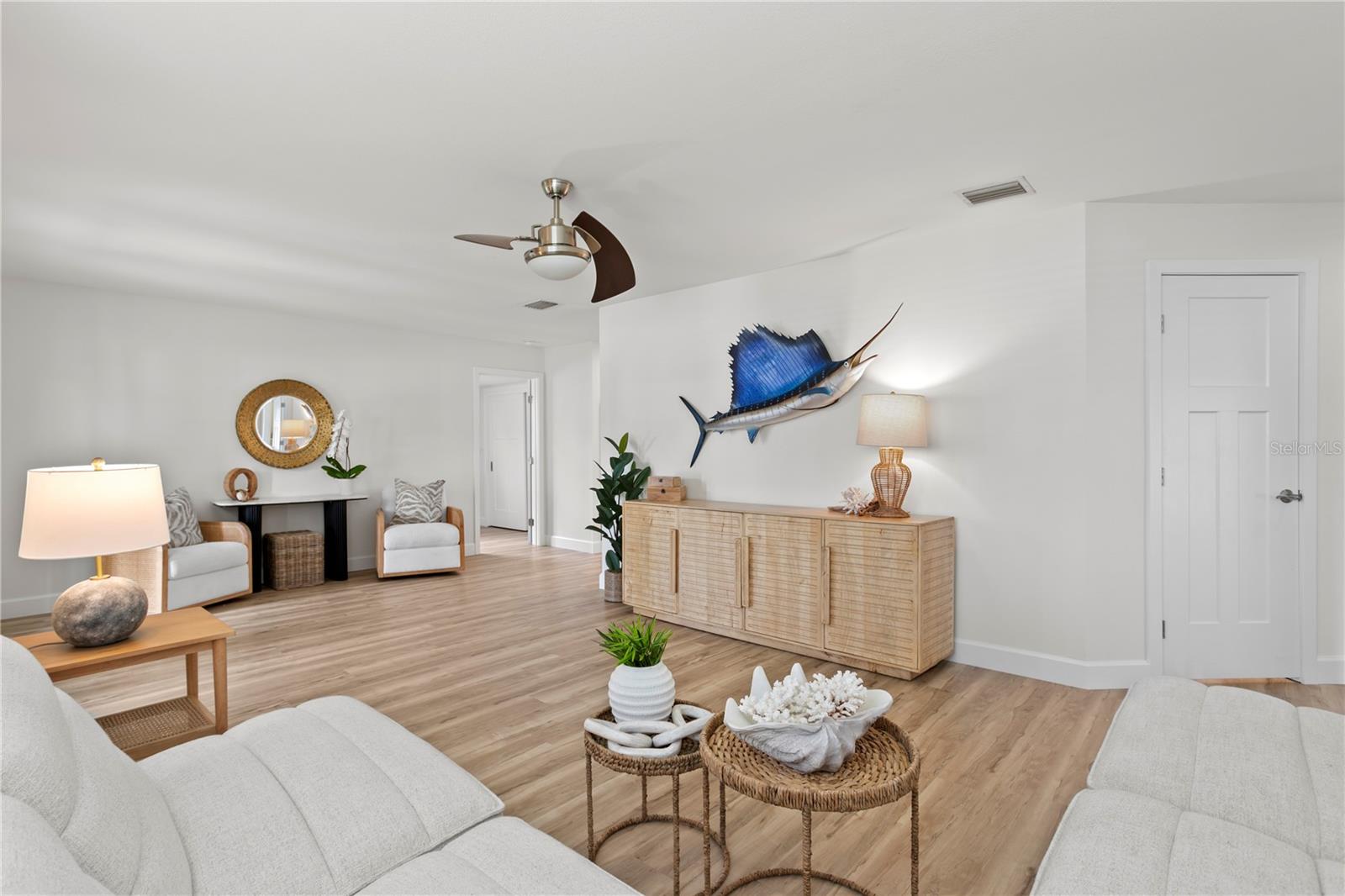Image 7 of 53 For 221 42nd Avenue