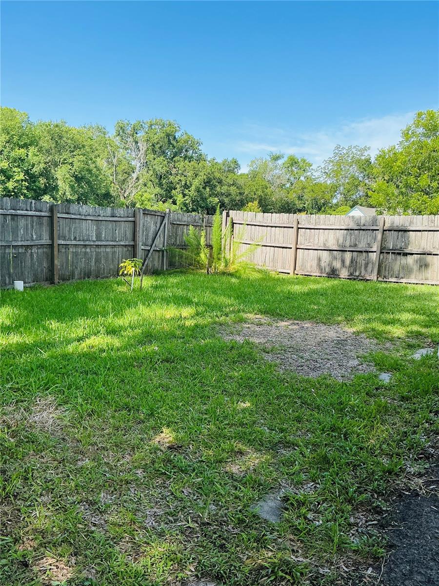 Image 13 of 16 For 503 Renfro Street