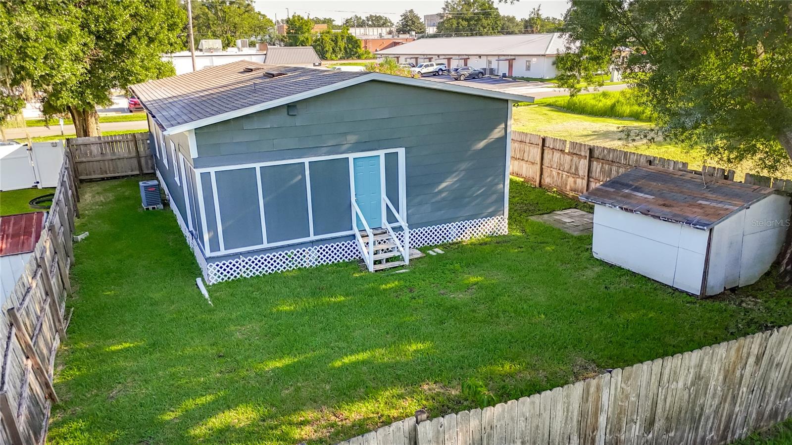Image 22 of 30 For 503 Renfro Street