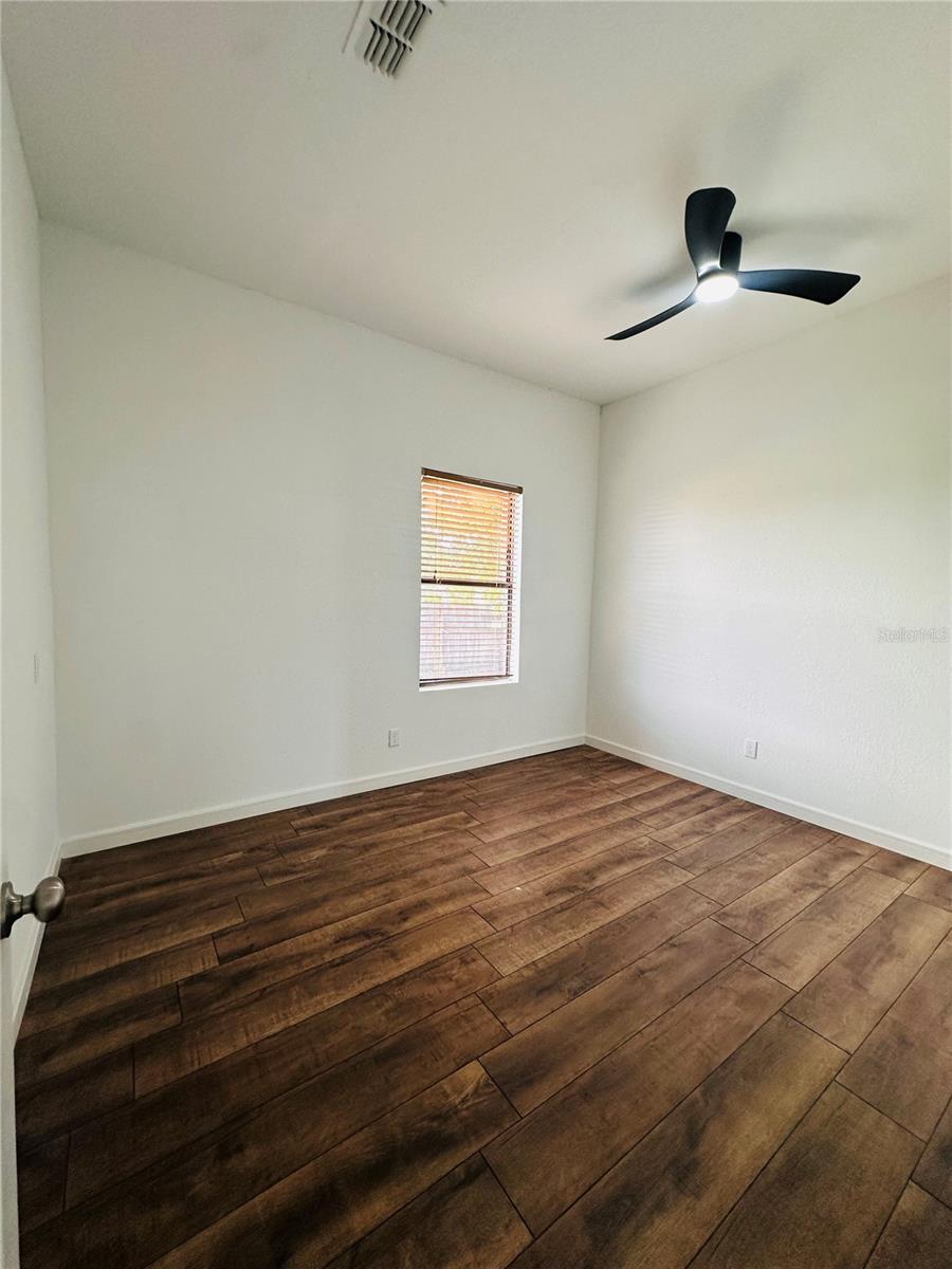 Image 6 of 16 For 503 Renfro Street
