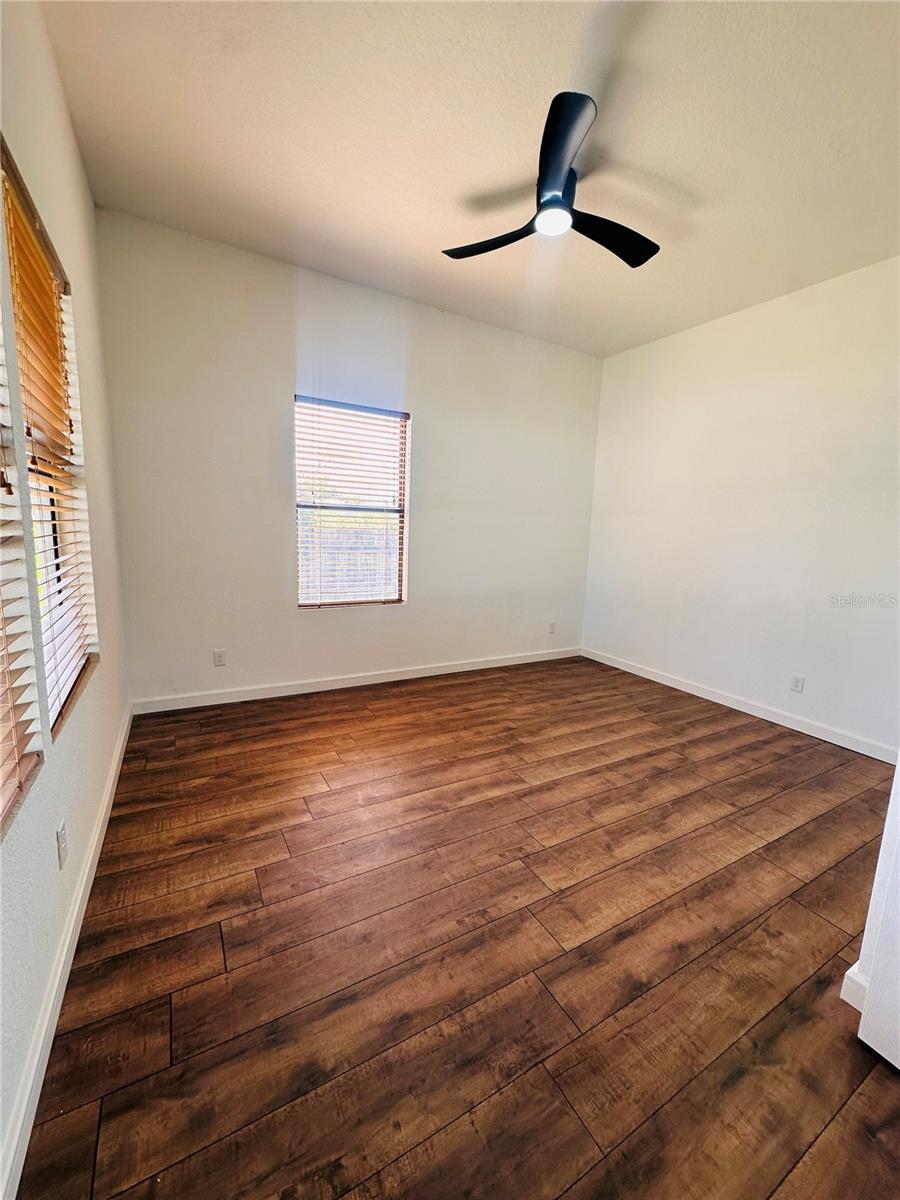 Image 7 of 16 For 503 Renfro Street