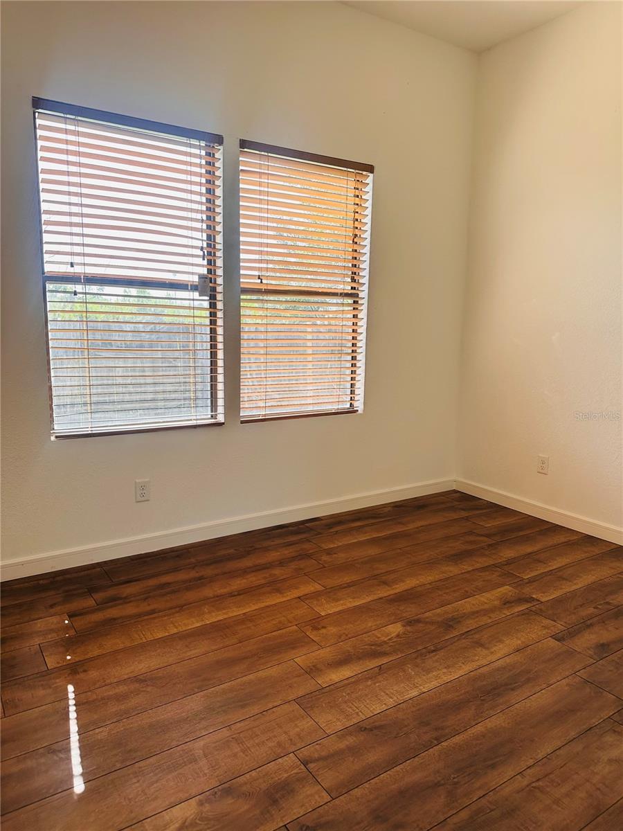 Image 8 of 16 For 503 Renfro Street