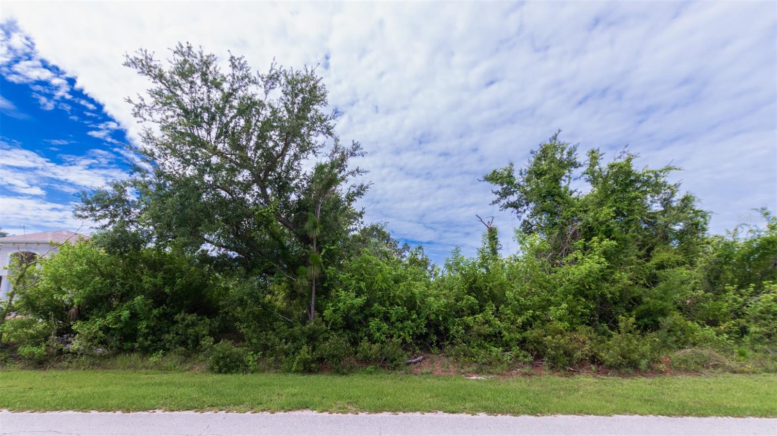 Image 4 of 32 For 13155 Pace Circle