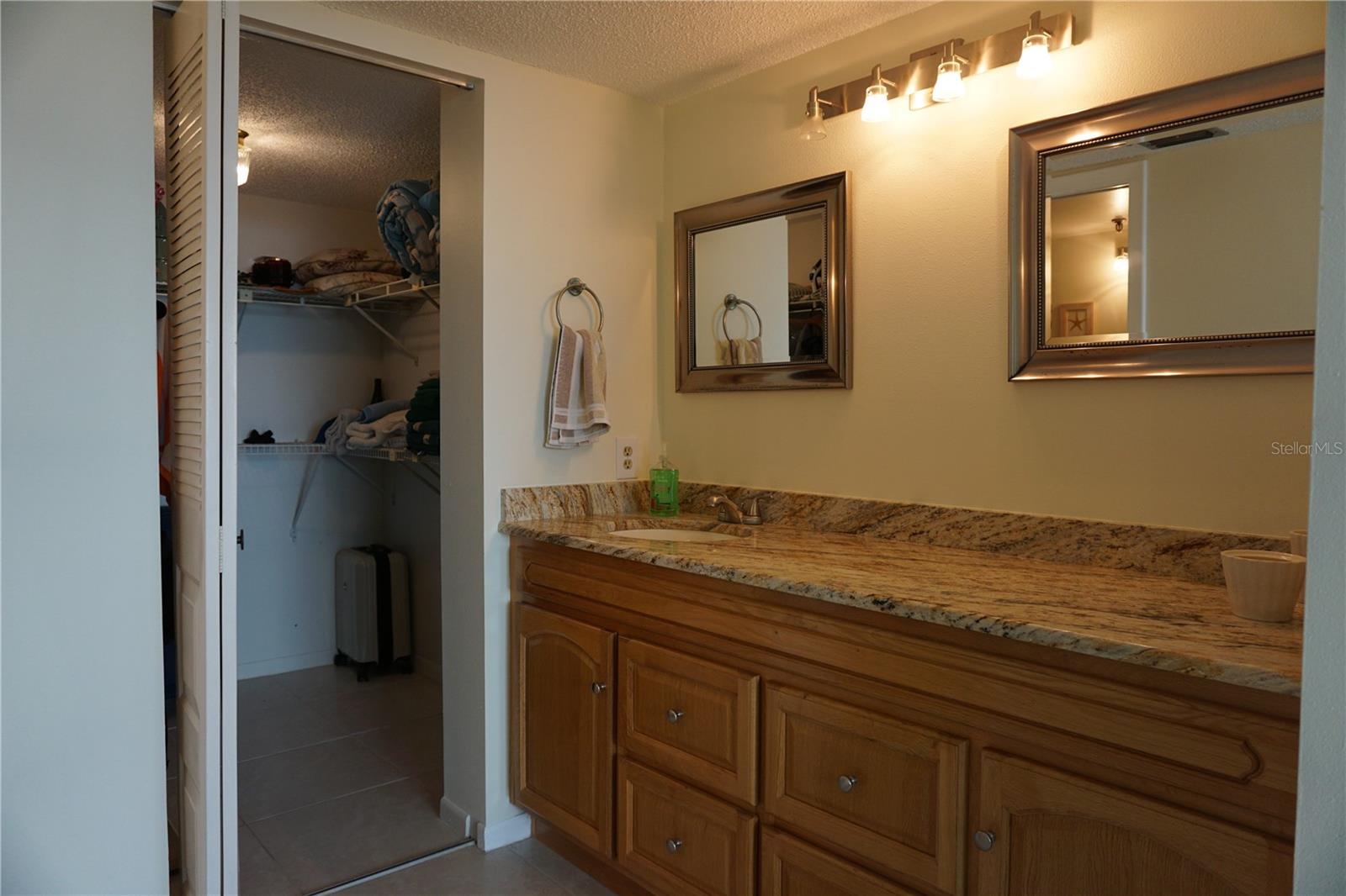 Image 13 of 33 For 6322 Palma Del Mar Boulevard S 1205