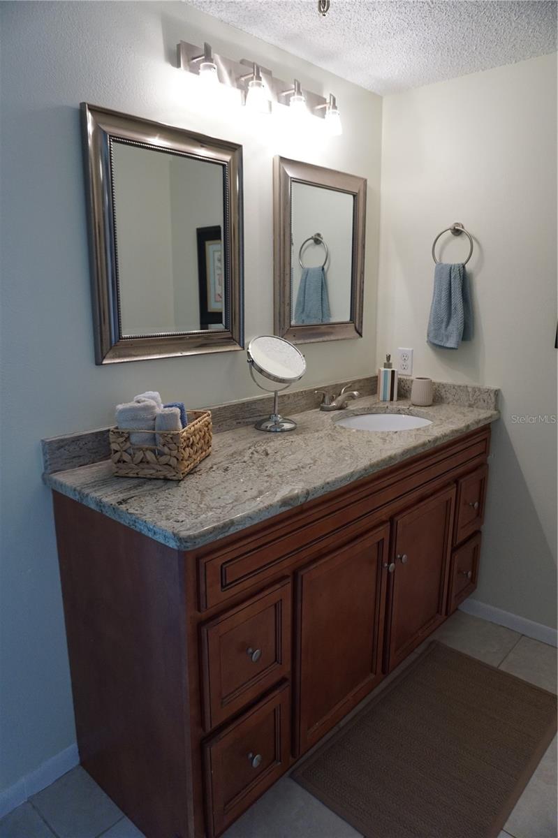 Image 9 of 33 For 6322 Palma Del Mar Boulevard S 1205