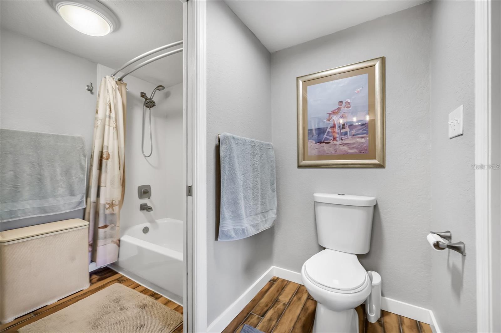 Image 22 of 34 For 6264 92nd Pl N  3104