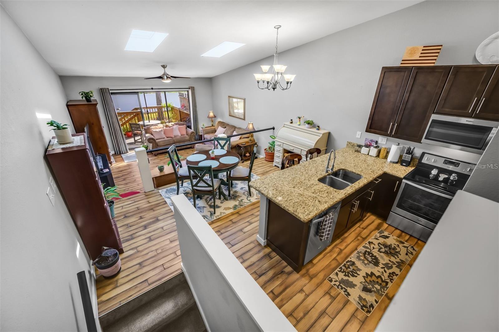 Image 5 of 34 For 6264 92nd Pl N  3104