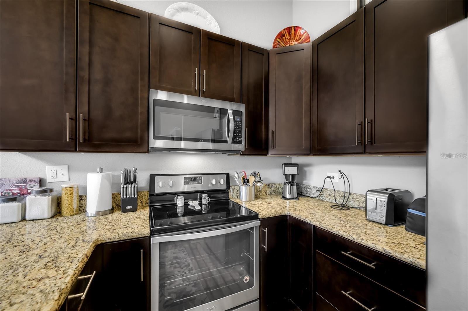 Image 9 of 34 For 6264 92nd Pl N  3104
