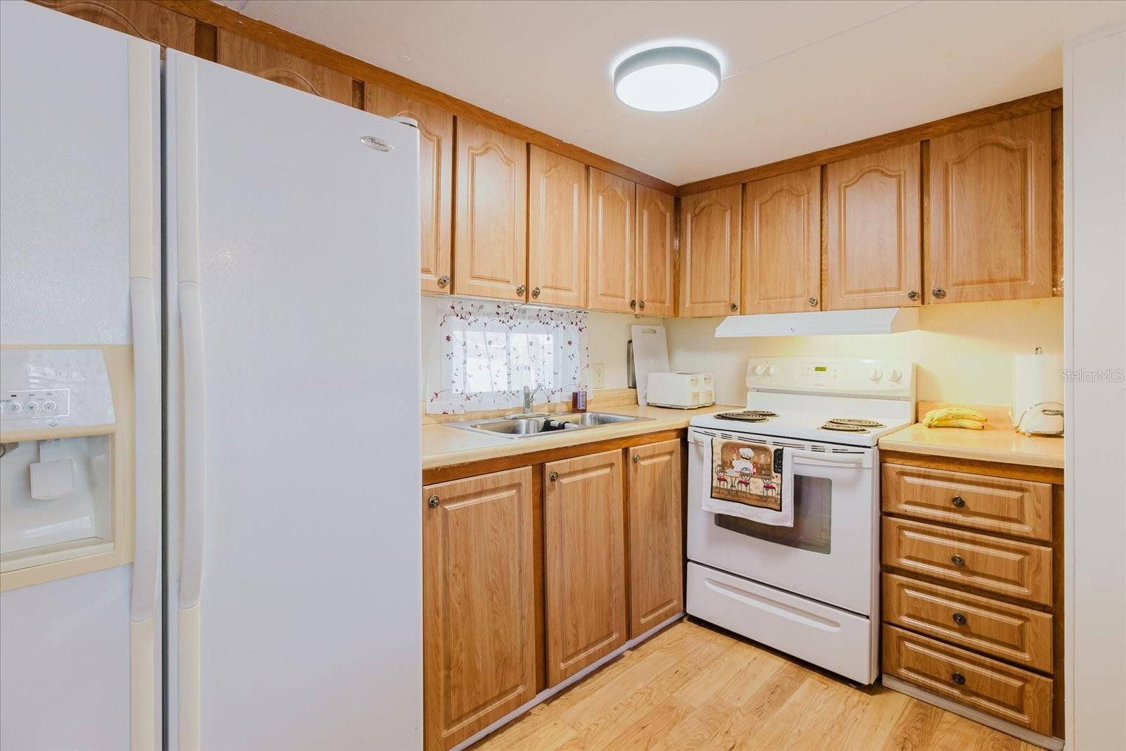 Image 14 of 44 For 7803 46th Avenue N 63